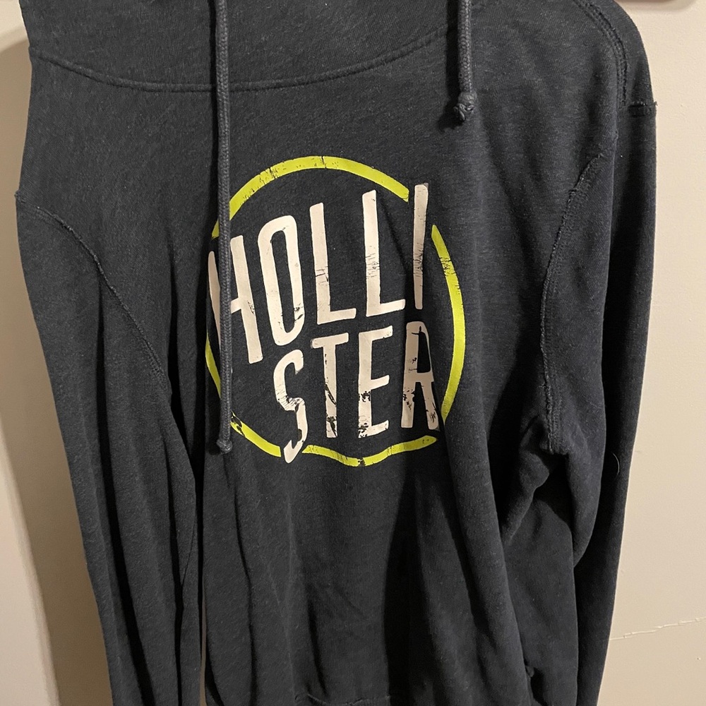 Men’s Hollister Hoodie size Medium